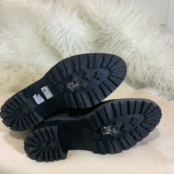 Naturalizer black suede booties - Picture 5 of 11